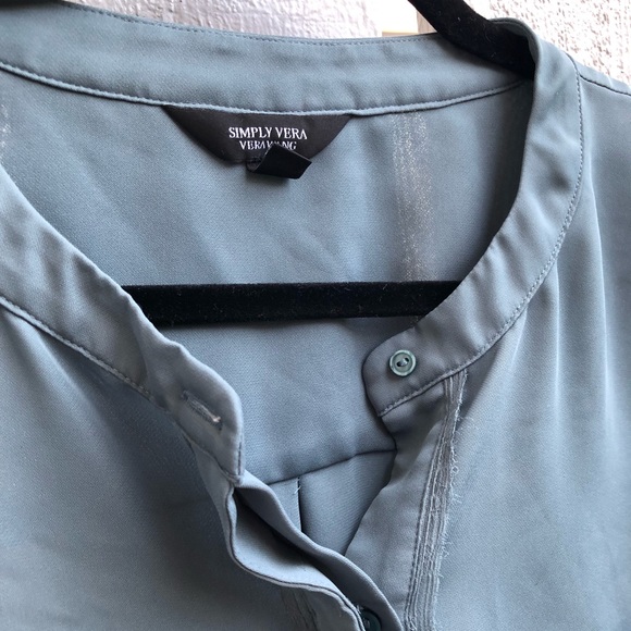 Simply Vera Wang button up top | greenish-gray - Picture 4 of 5